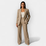 Kleio – Elegantni komplet sa kaputom i pantalonama