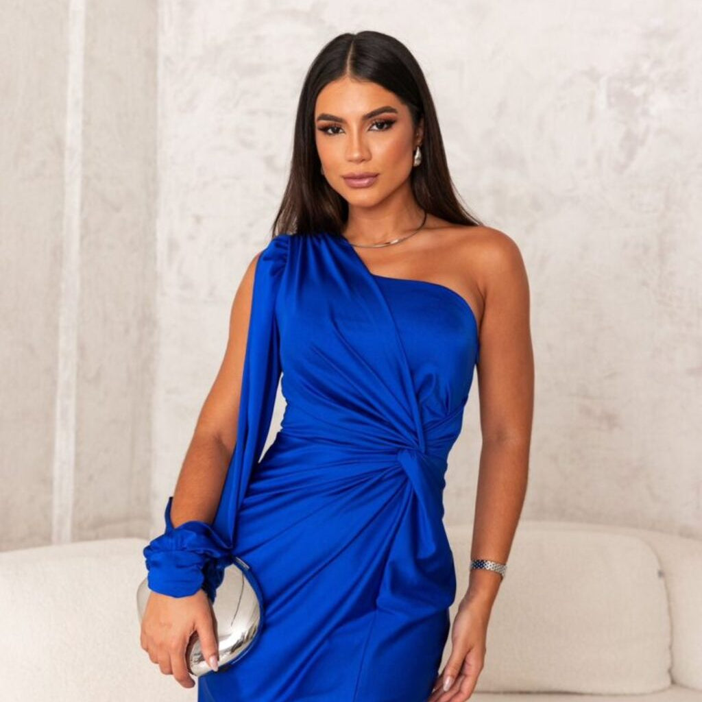 Anna - Elegantna haljina za žene sa lijepom siluetom